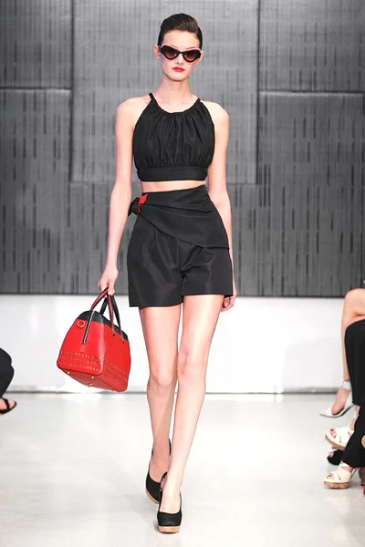 Look 17